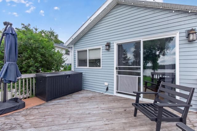 298 Ackerson Lake Drive, Jackson, MI 49201