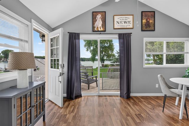 298 Ackerson Lake Drive, Jackson, MI 49201