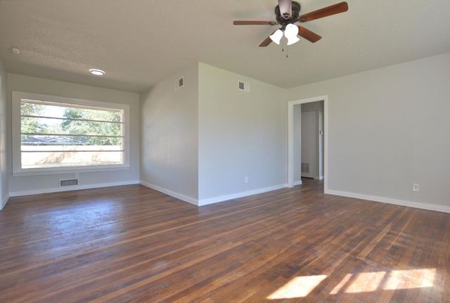 4014 44th Street, Lubbock, TX 79413