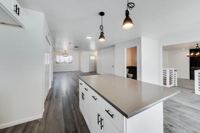 142 W 156TH Place, Harvey, IL 60426