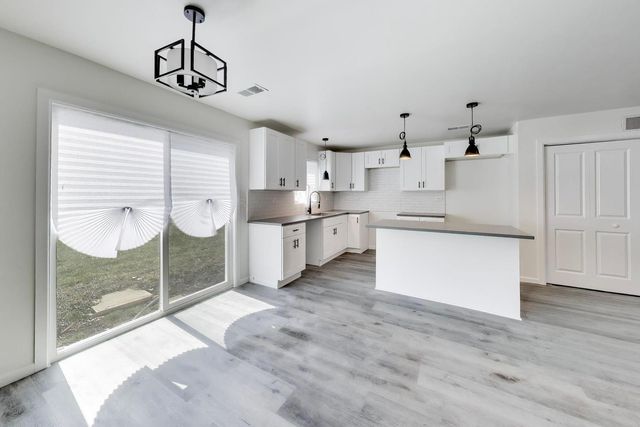 142 W 156TH Place, Harvey, IL 60426
