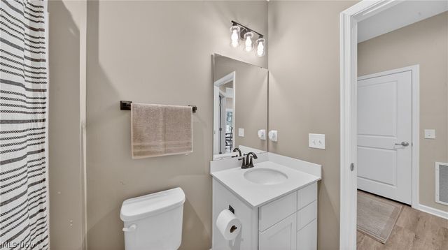 35524 Crystal Creek Court, Grafton, OH 44044