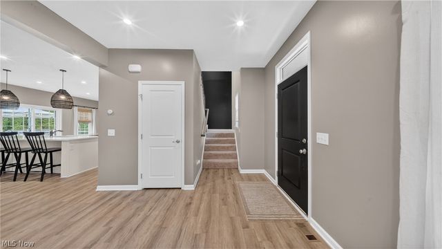 35524 Crystal Creek Court, Grafton, OH 44044
