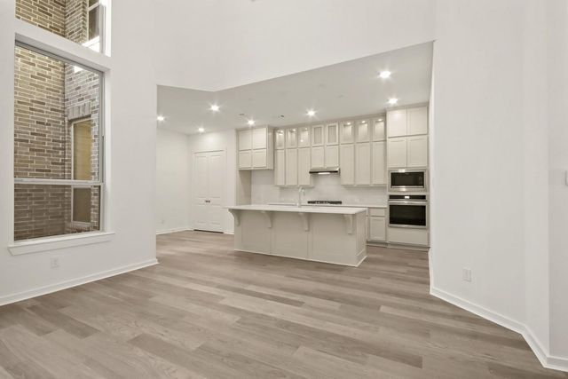 333 Fields Lane, Montgomery, TX 77316