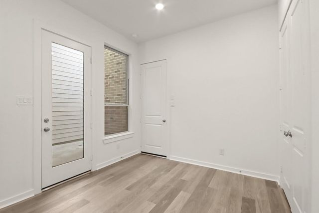 333 Fields Lane, Montgomery, TX 77316