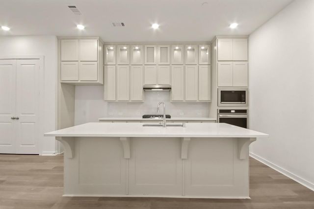 333 Fields Lane, Montgomery, TX 77316