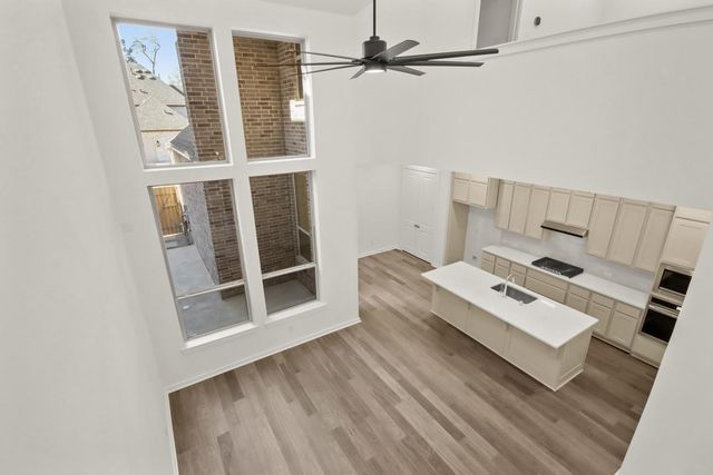 333 Fields Lane, Montgomery, TX 77316