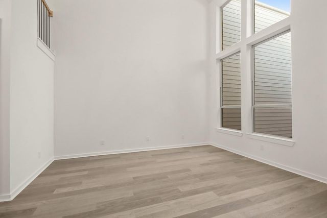 333 Fields Lane, Montgomery, TX 77316