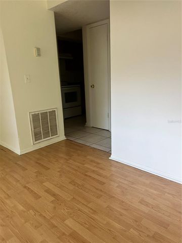 14308 HANGING MOSS CIRCLE 102, Tampa, FL 33613