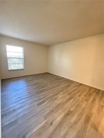 14308 HANGING MOSS CIRCLE 102, Tampa, FL 33613