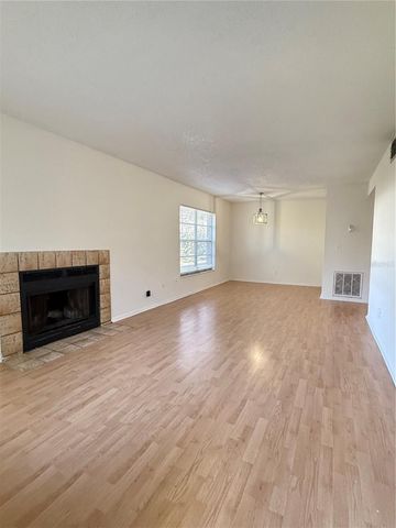 14308 HANGING MOSS CIRCLE 102, Tampa, FL 33613
