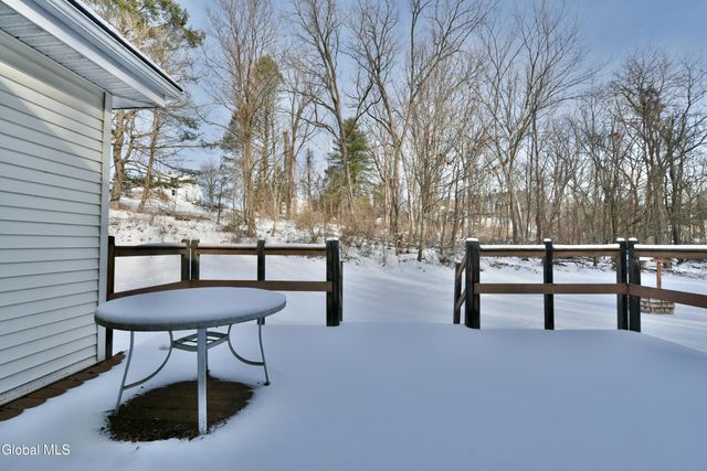 13 Rosemary Drive, North Greenbush, NY 12180