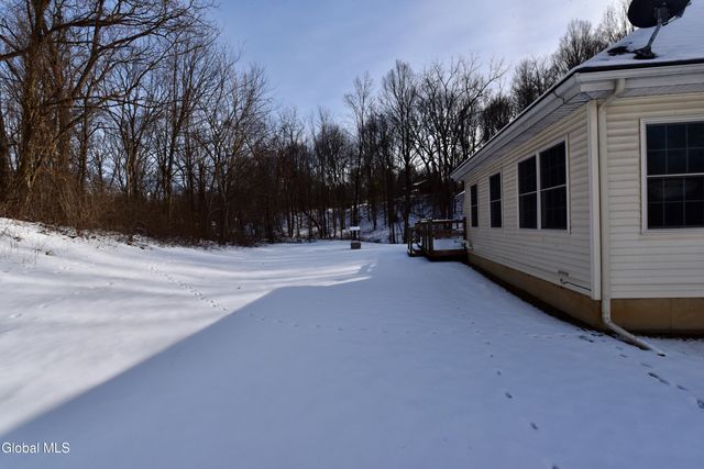 13 Rosemary Drive, North Greenbush, NY 12180