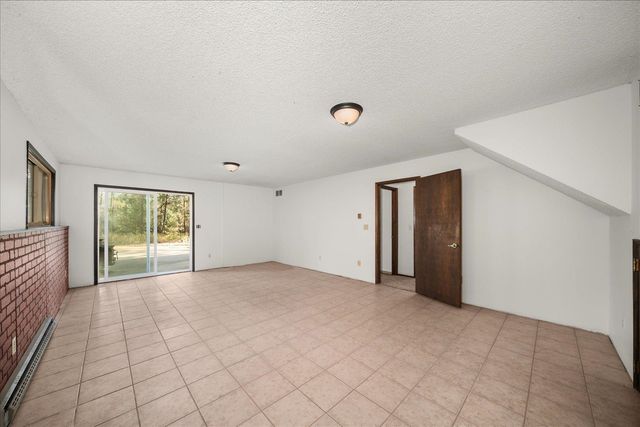 2505 N Christensen Rd, Medical Lake, WA 99022