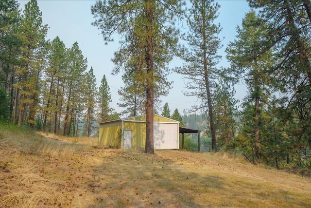 2505 N Christensen Rd, Medical Lake, WA 99022
