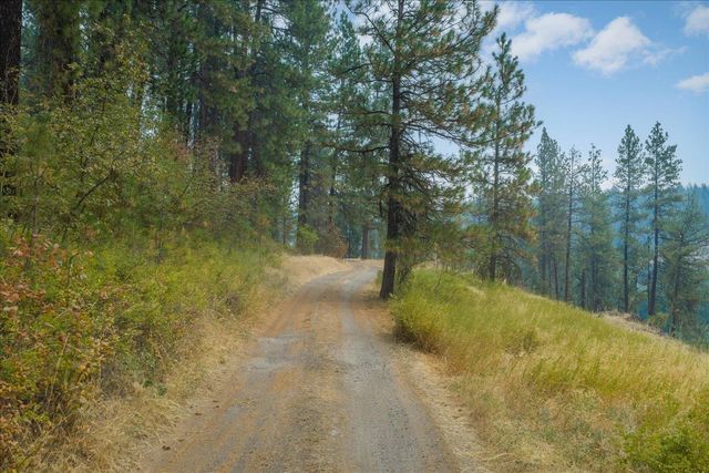 2505 N Christensen Rd, Medical Lake, WA 99022