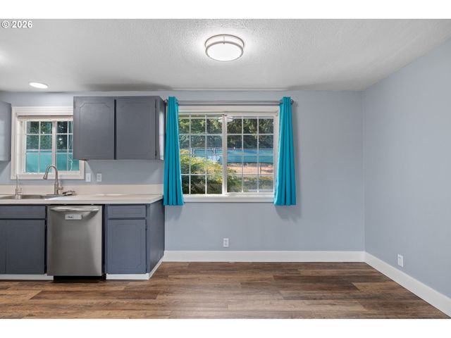 6115 Ne 54TH St, Vancouver, WA 98661