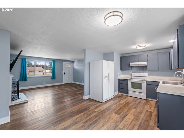 6115 Ne 54TH St, Vancouver, WA 98661