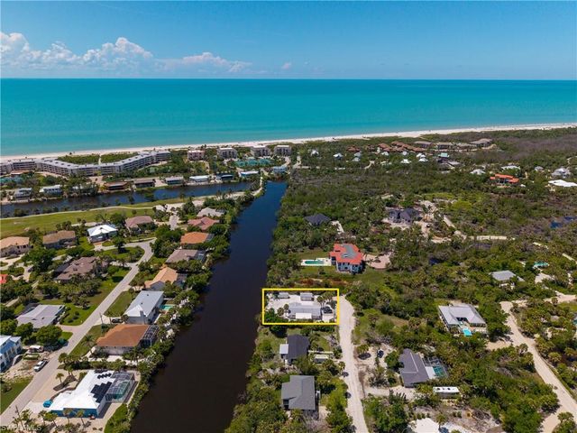 450 Birdsong PL, Sanibel, FL 33957