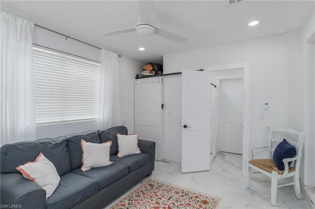 450 Birdsong PL, Sanibel, FL 33957