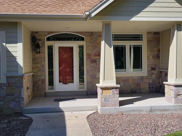 S66W16256 Chestnut Ridge COURT, Muskego, WI 53150