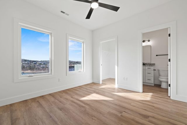 20 Teak Drive 15, Reeds Spring, MO 65737