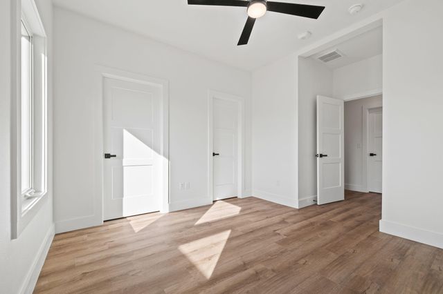 20 Teak Drive 15, Reeds Spring, MO 65737