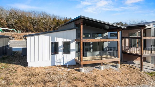 20 Teak Drive 15, Reeds Spring, MO 65737