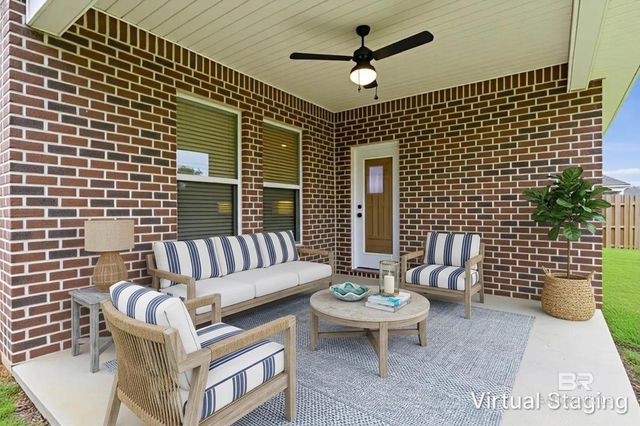 17148 Lafayette Drive, Robertsdale, AL 36567