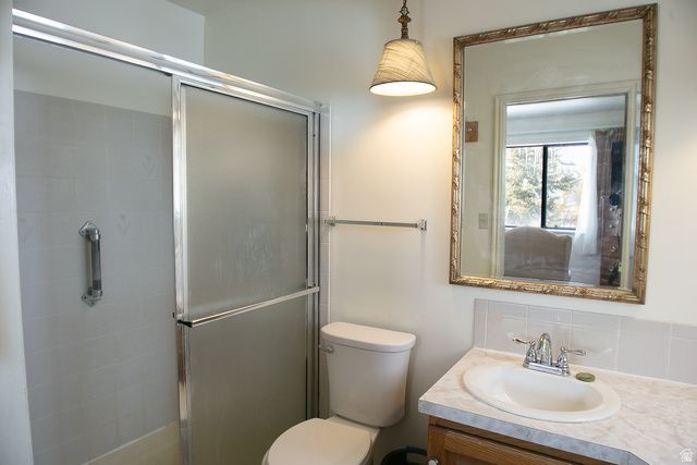 210 E 2100 S, Providence, UT 84332