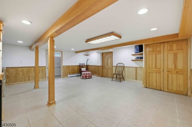 114 Upper Sunset Dr, Washington Twp., NJ 07853