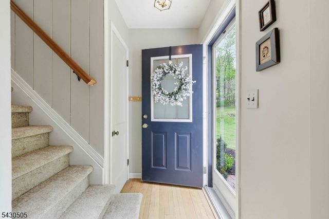 114 Upper Sunset Dr, Washington Twp., NJ 07853