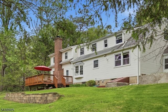 114 Upper Sunset Dr, Washington Twp., NJ 07853