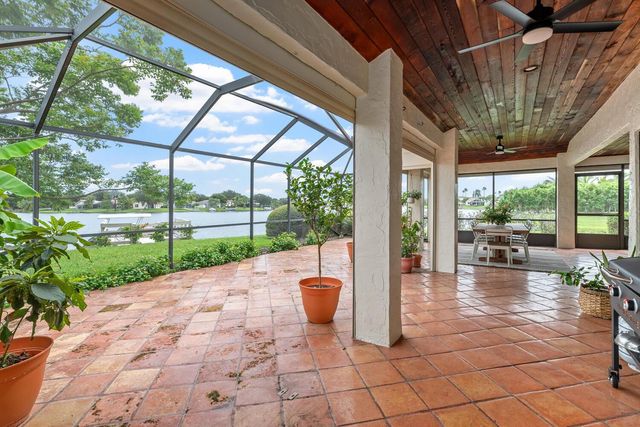 12541 Shoreside Lane, Wellington, FL 33414