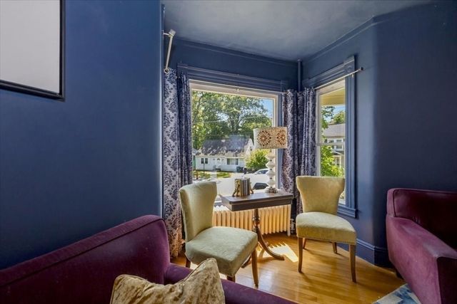 294 Wentworth Ave, Lowell, MA 01852