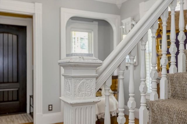 294 Wentworth Ave, Lowell, MA 01852