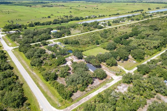 19260 NW 244TH STREET, Okeechobee, FL 34972