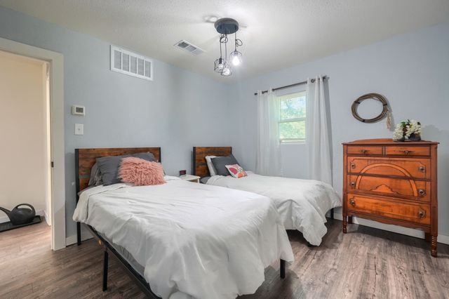 9613 County Road 4091, Scurry, TX 75158