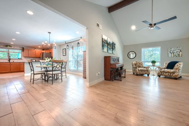 9613 County Road 4091, Scurry, TX 75158
