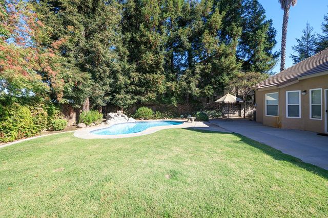 2889 E Doral Way, Turlock, CA 95382
