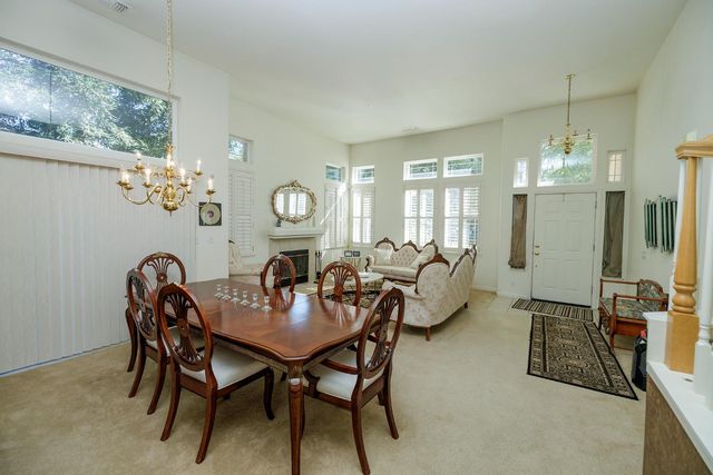 2889 E Doral Way, Turlock, CA 95382