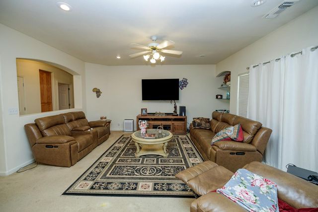 2889 E Doral Way, Turlock, CA 95382