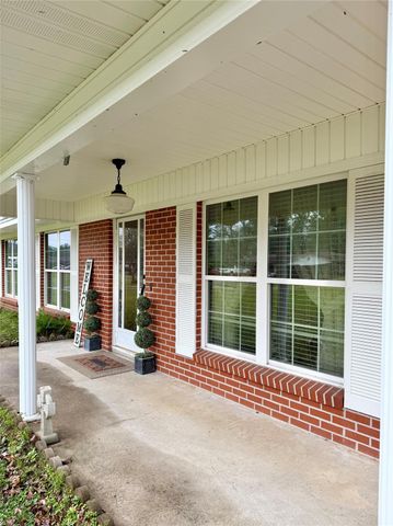 1140 Mitzi Street, Vidor, TX 77662