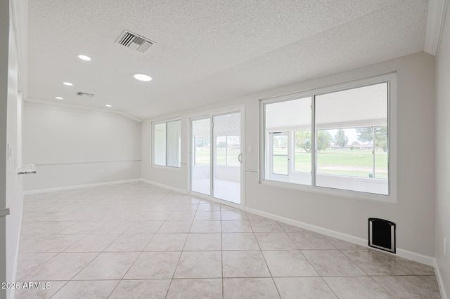 10646 W TROPICANA Circle, Sun City, AZ 85351