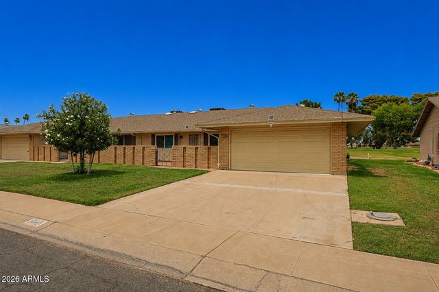 10646 W TROPICANA Circle, Sun City, AZ 85351