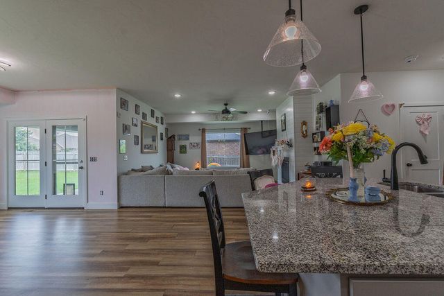 1205 W Denali Drive, Nixa, MO 65714