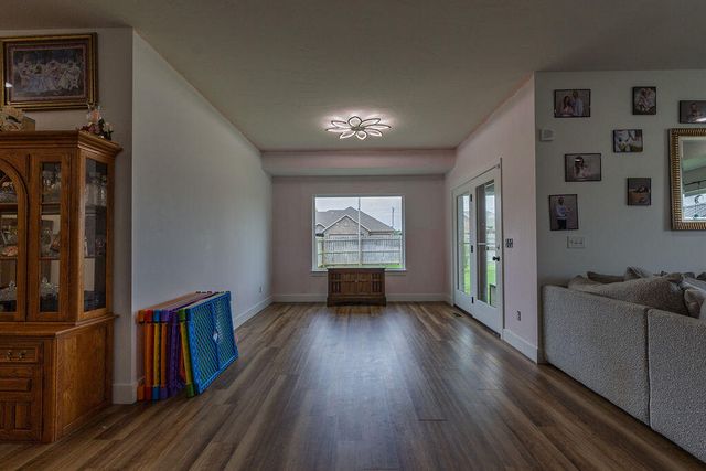 1205 W Denali Drive, Nixa, MO 65714