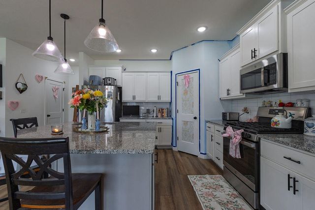 1205 W Denali Drive, Nixa, MO 65714