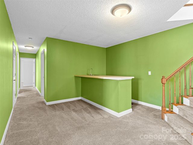 214 Blake Mountain Circle, Asheville, NC 28803