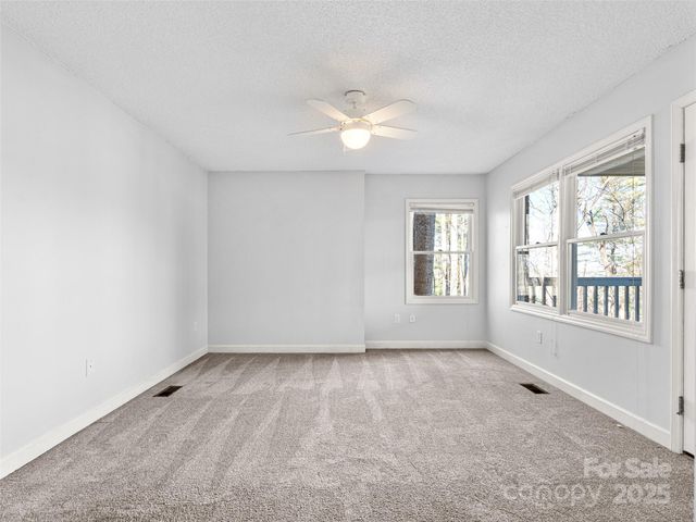 214 Blake Mountain Circle, Asheville, NC 28803